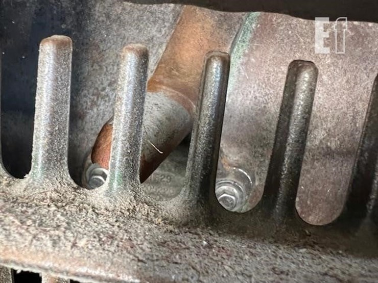 2011-john-deere-9770-sts-image-51