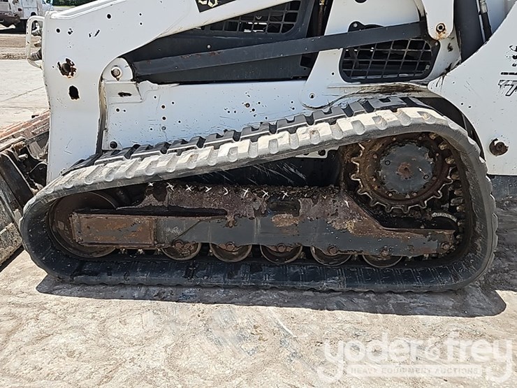 2019-bobcat-t740-image-17