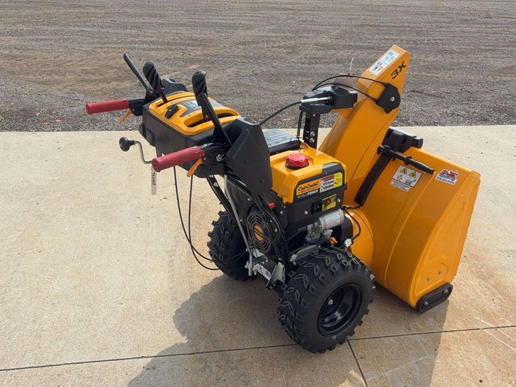 2023-cub-cadet-3x30-hd-snowblower-image-3