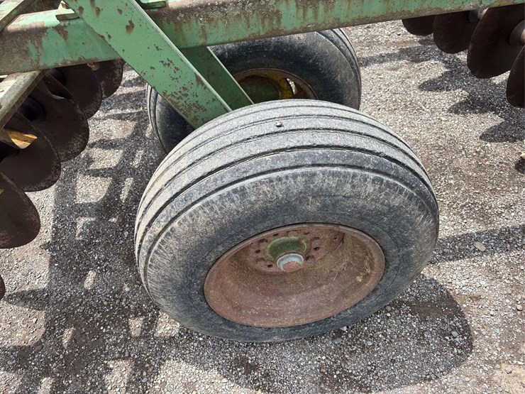 john-deere-15-image-7