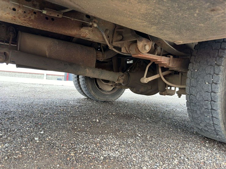 2007-ford-f450-image-32