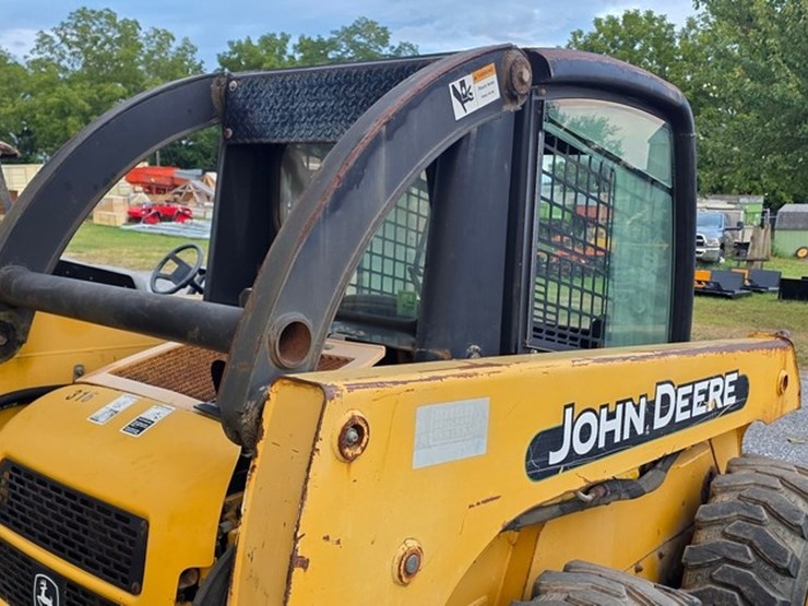 john-deere-250-image-15