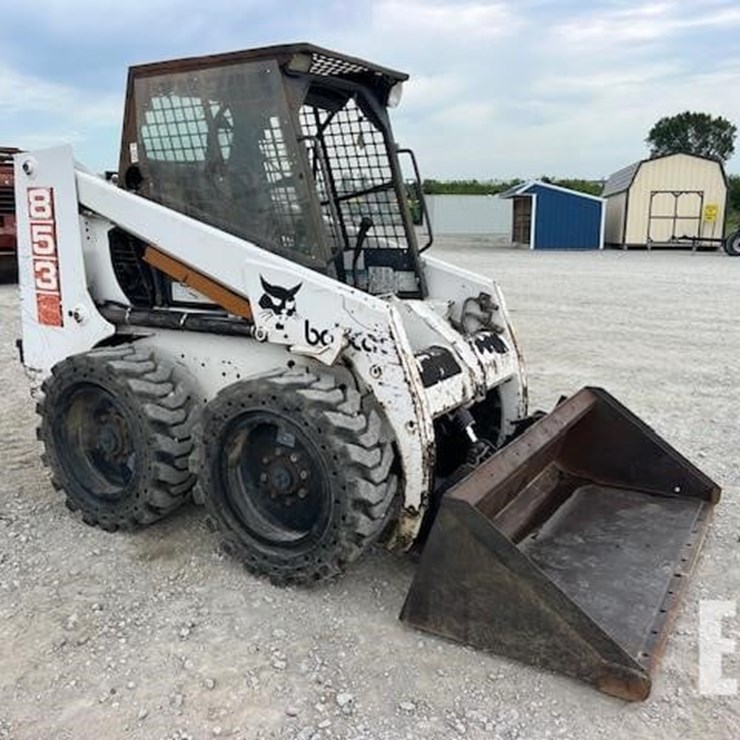 BOBCAT 853