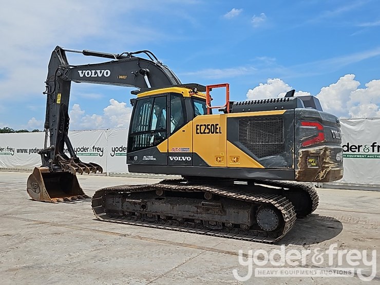 2021-volvo-ec250el-image-4