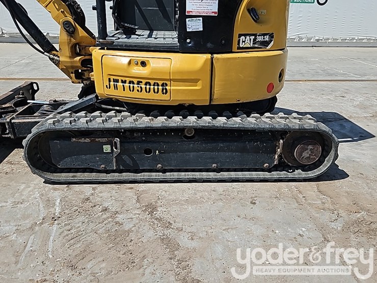 2019-caterpillar-303-image-22