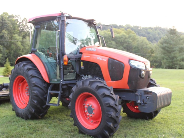 2012-kubota-m5-111-image-9