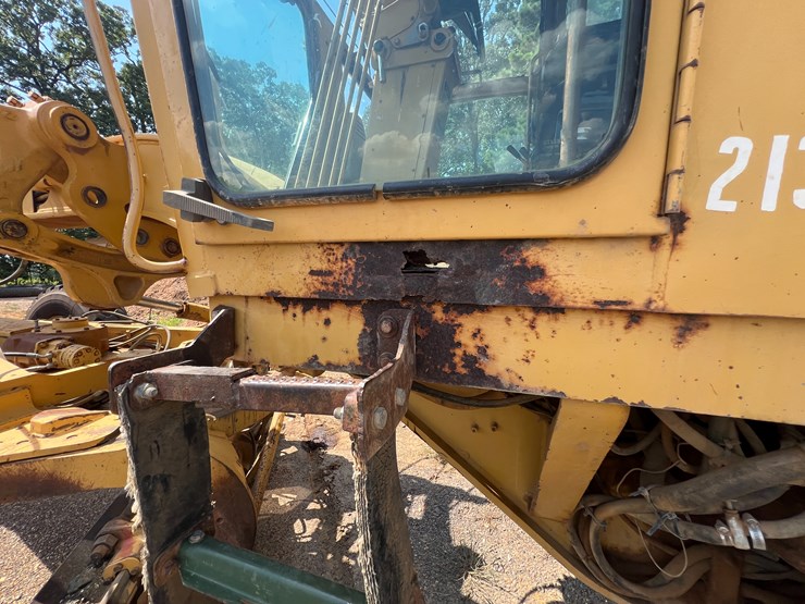 caterpillar-140g-image-19