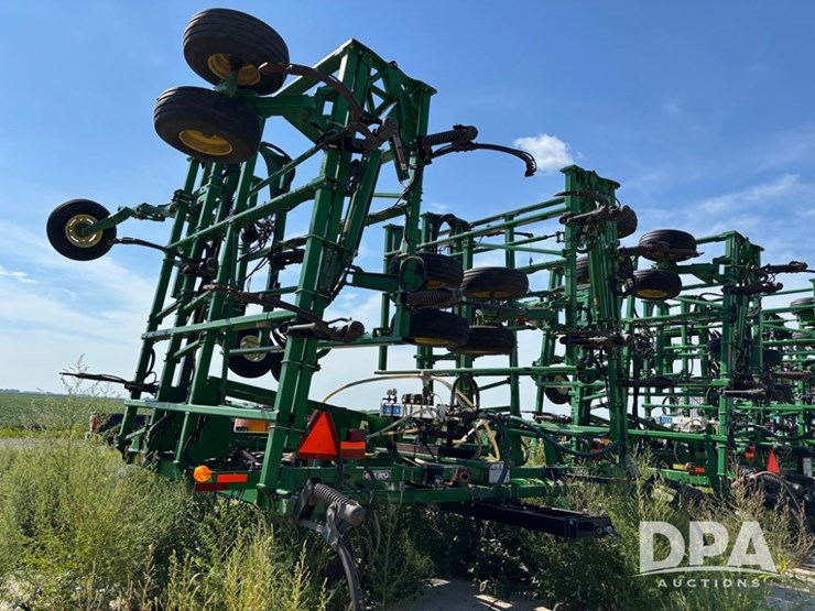 john-deere-2410-image-6