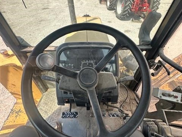 ford-6640-image-23