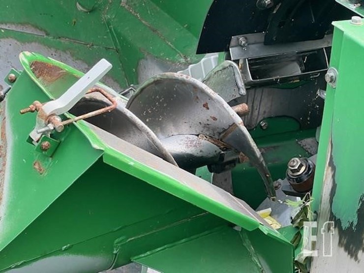 2011-john-deere-9770-sts-image-45
