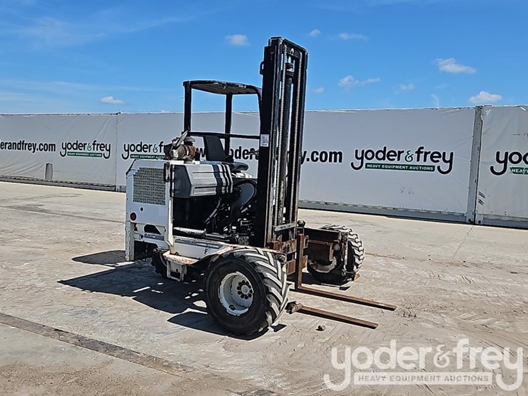 2004-moffett-m5500-image-7