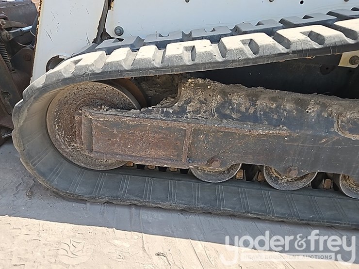 2016-bobcat-t650-image-18