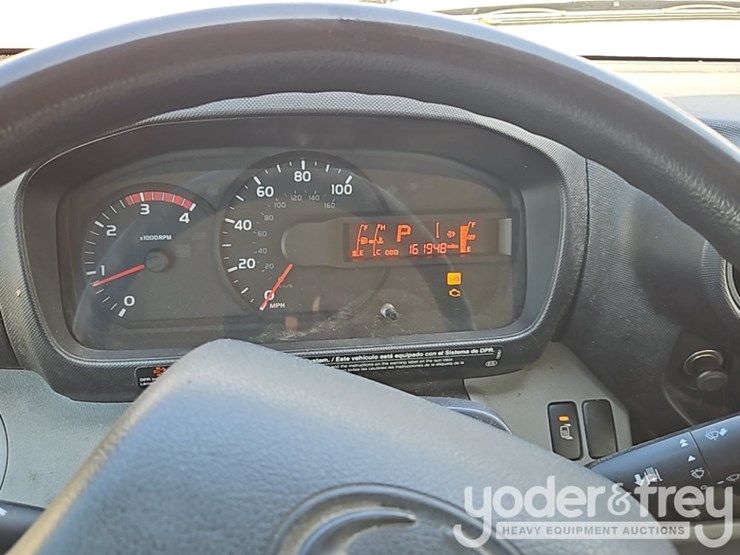2019-hino-195-image-37