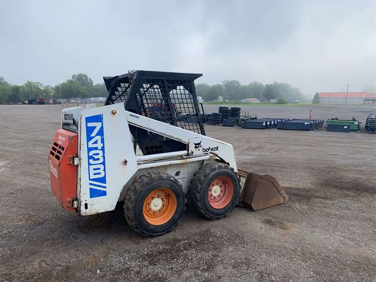 bobcat-743b-image-4