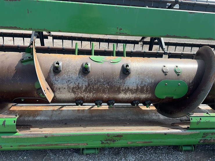 2013-john-deere-635f-image-9