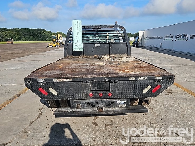 2015-ford-f550-image-15