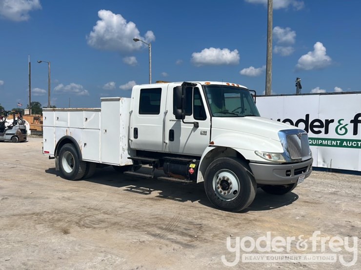 2003-international-durastar-4300-image-7