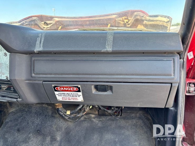 1992-ford-f700-image-66