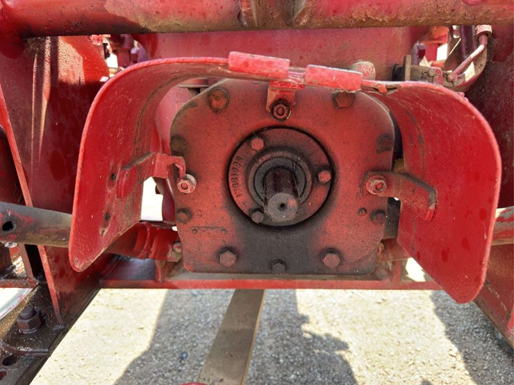 mccormick-farm-all-450-2wd-tractor-image-10