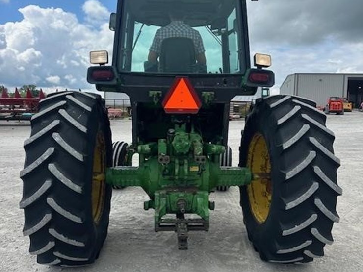 john-deere-4630-image-4