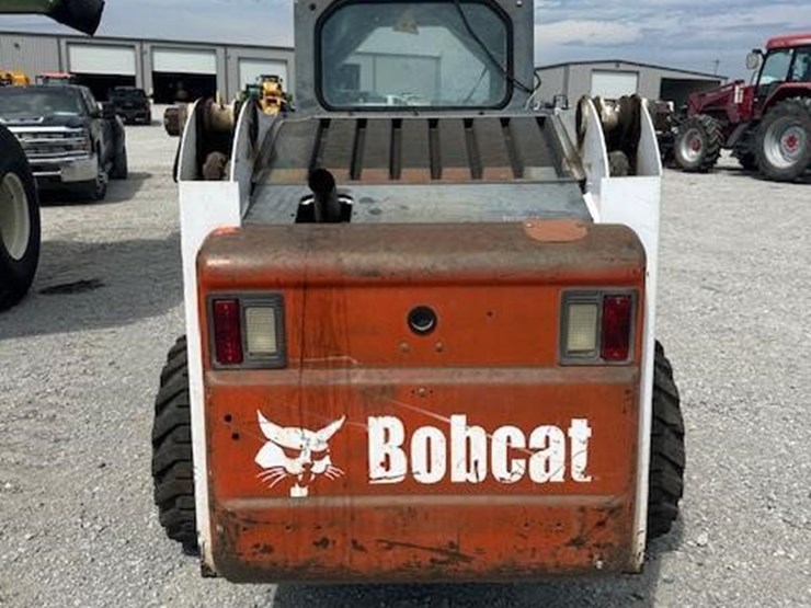 bobcat-s220-image-4