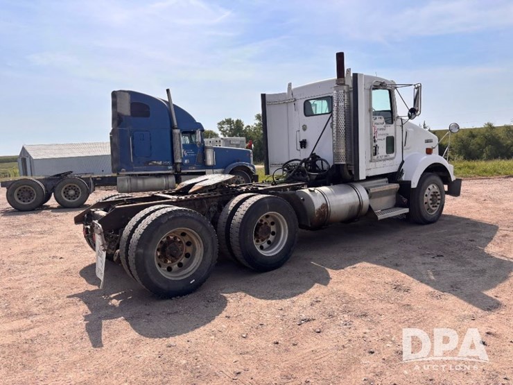 2003-kenworth-t800-image-9