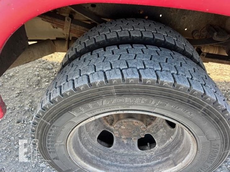 2011-ford-f550-sd-image-21