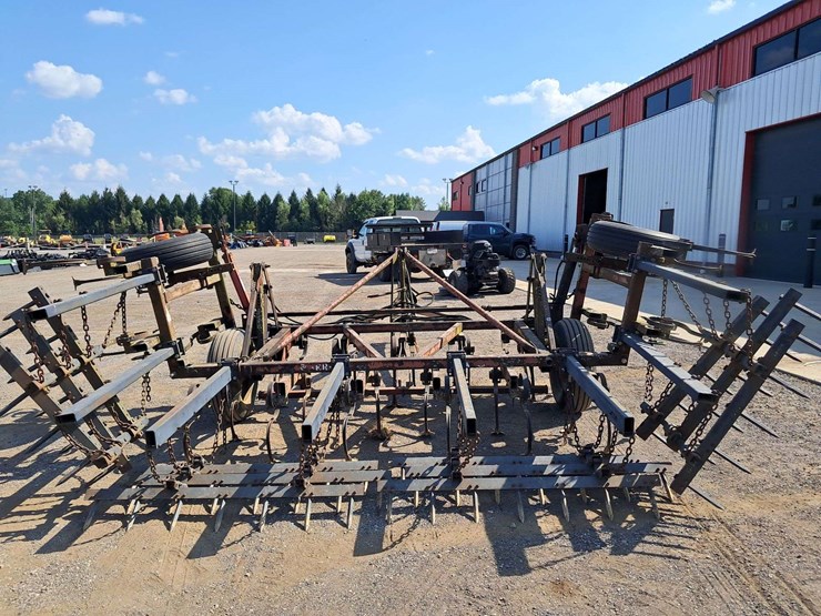 ber-vac-16'-folding-field-cultivator-image-2