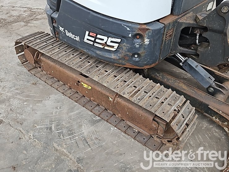 2018-bobcat-e35-image-13