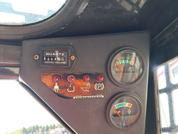 2016-bobcat-s70-image-15