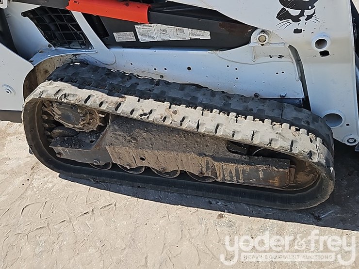 2017-bobcat-t590-image-10