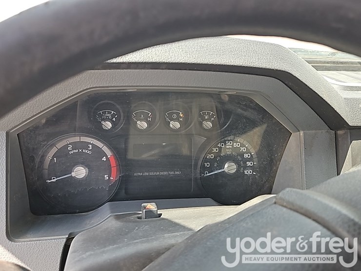 2015-ford-f550-image-36
