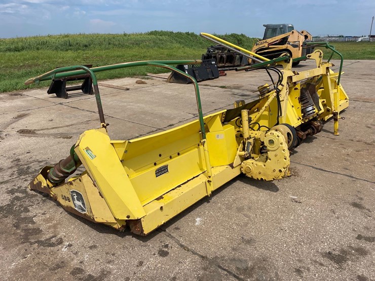 john-deere-688-image-4