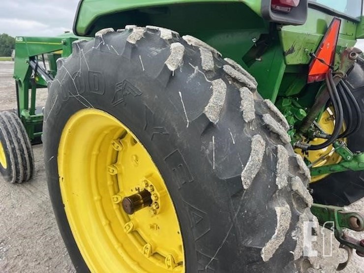 john-deere-4230-image-24
