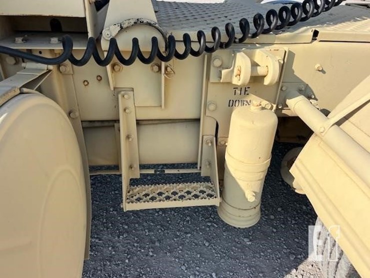 1983-am-general-m915a1-image-21
