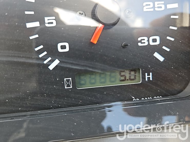 2024-kubota-d1703-image-26