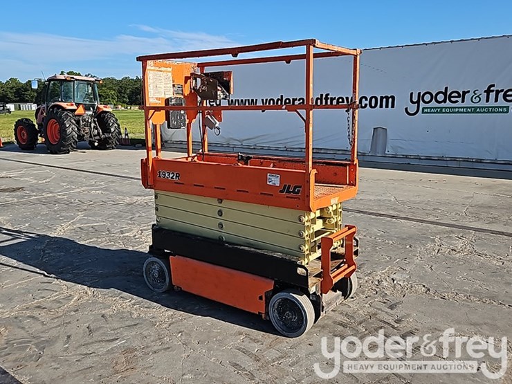 jlg-1932r-image-3