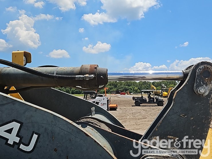 2005-deere-544j-image-14