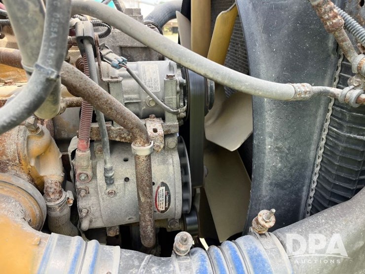 2006-caterpillar-c13-image-79