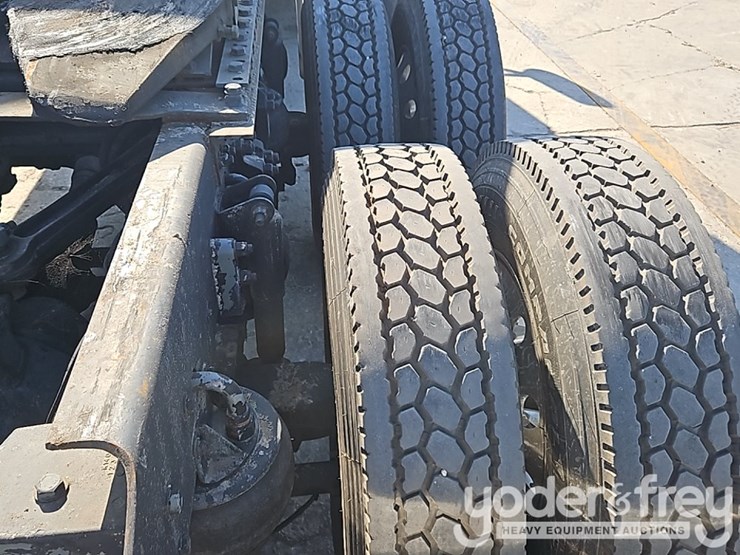 2007-kenworth-t600-image-21