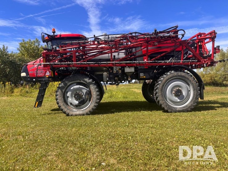 2019-case-ih-patriot-4440-image-18