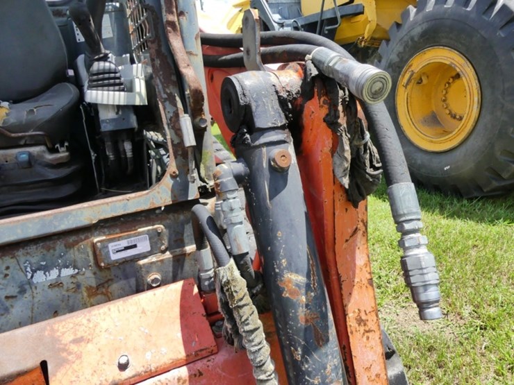 2015-kubota-svl75-2-image-11