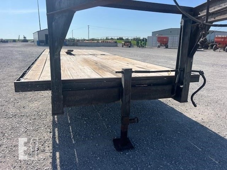 2025-shop-built-trailer-image-14