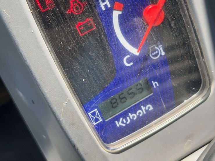 2019-kubota-svl75-2-image-35