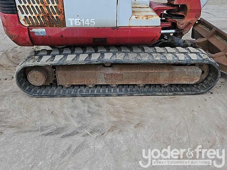 2005-takeuchi-tb145-image-29