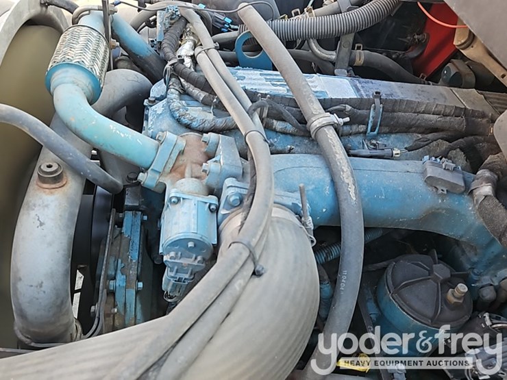 2006-international-durastar-4300-image-21