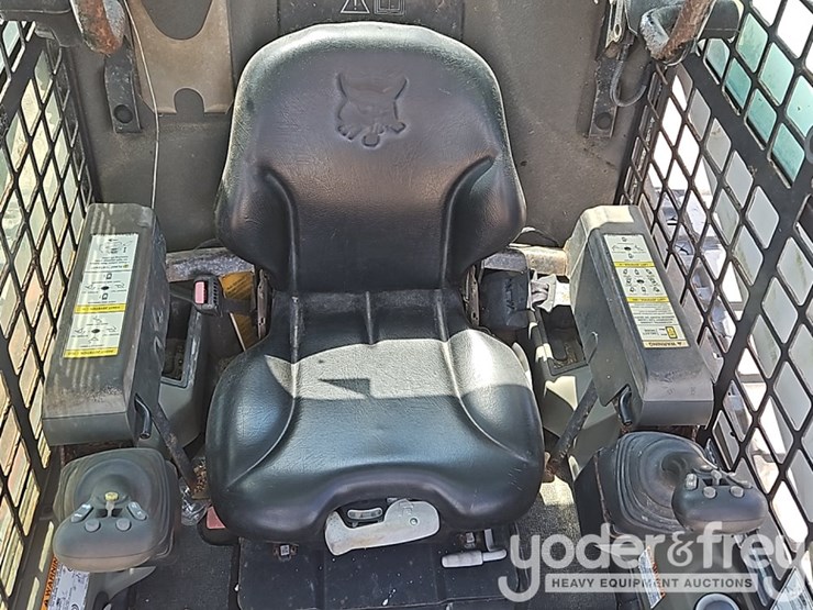 2016-bobcat-t650-image-25