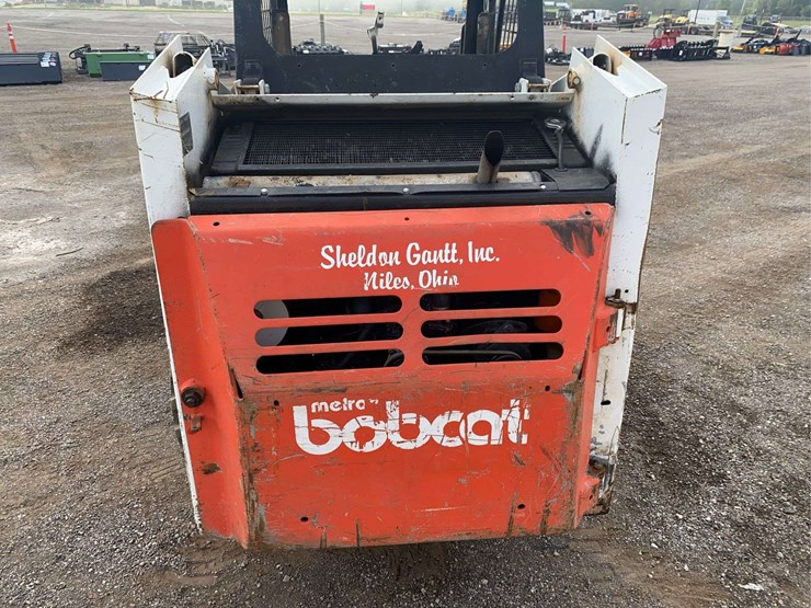 bobcat-743b-image-16