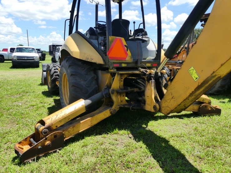 caterpillar-416e-image-8