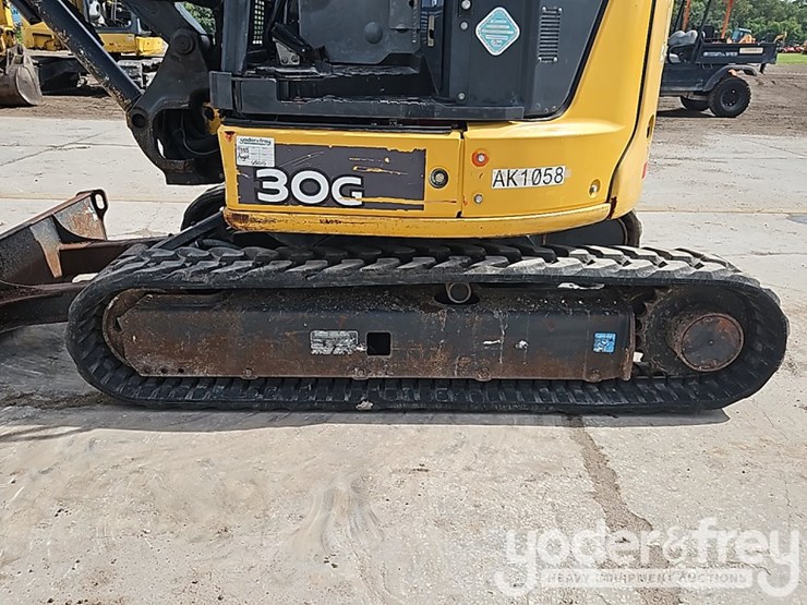 2017-deere-30g-image-22